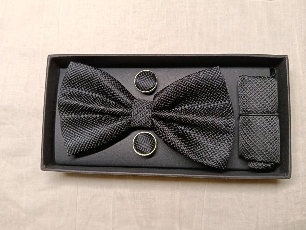 CHARKHI Noir Signature Bow Tie Set